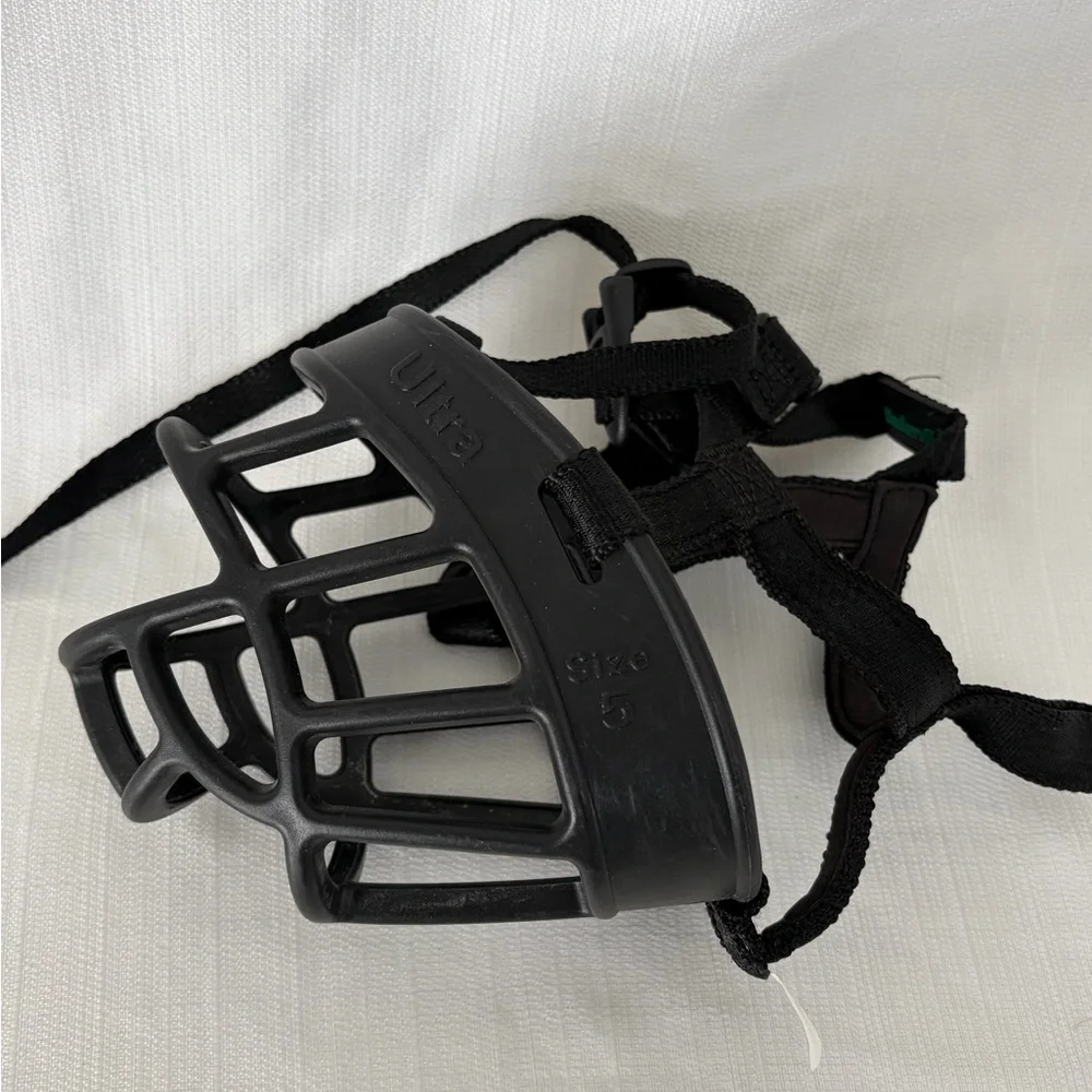 Baskerville Ultra Dog Muzzle Size 5 – Black – Excellent Condition (B145)✨